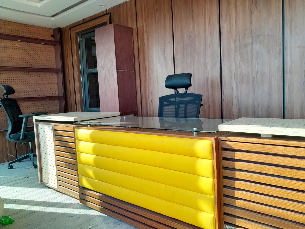 executive-office-interior